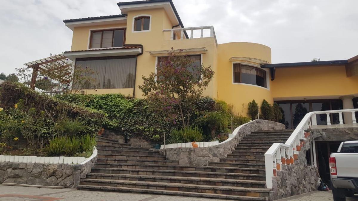 Urb. Campo Alegre, Vendo Hermosa Casa 2500 m² Terr, 1500 m² Const. 5 Dorm.. Piscina, Guardianía — imagen 8