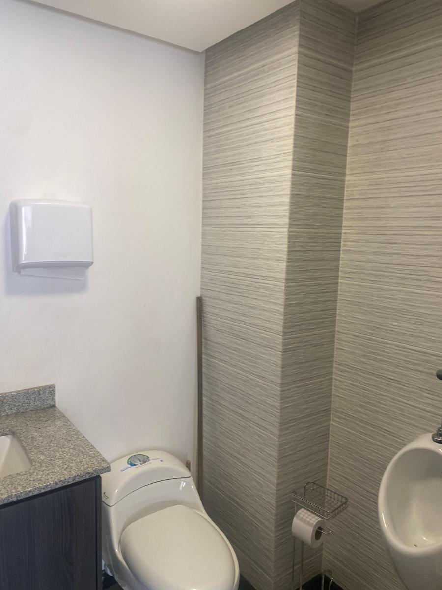 Vendo Oficina 65 m² — imagen 2