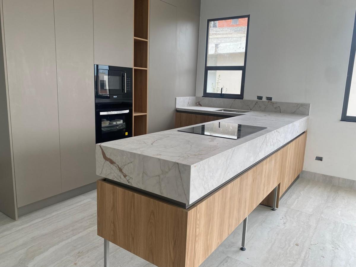 Vendo Departamento, Moderno a Estrenar, Terraza, Vista, Miravalle, Seguridad — imagen 3