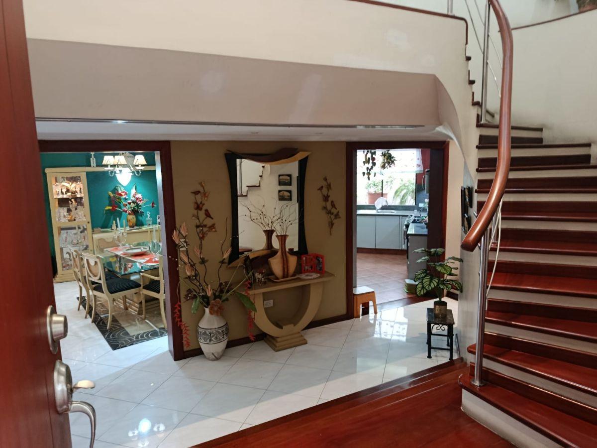 Casa en Venta en Portón de Las Lomas en Urdesa Al Norte, Guayas — imagen 6