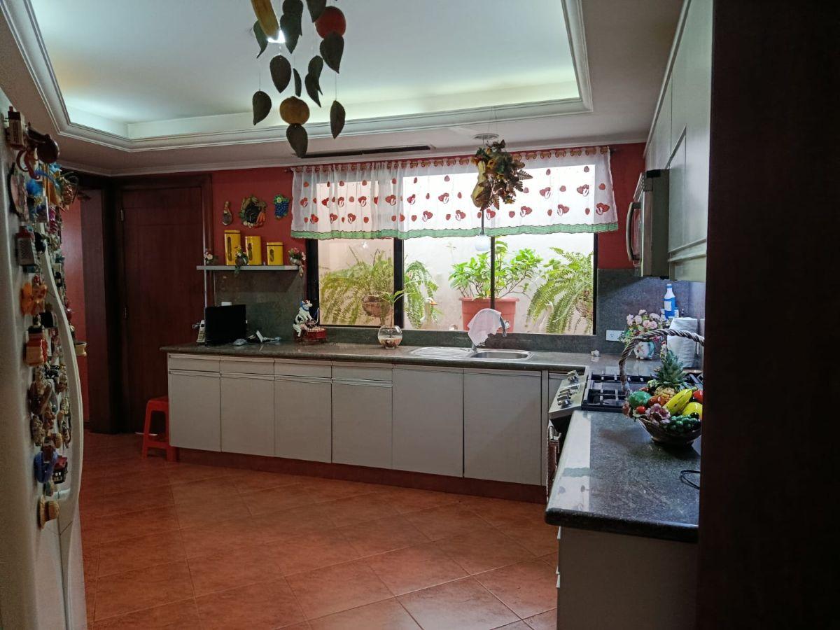 Casa en Venta en Portón de Las Lomas en Urdesa Al Norte, Guayas — imagen 2