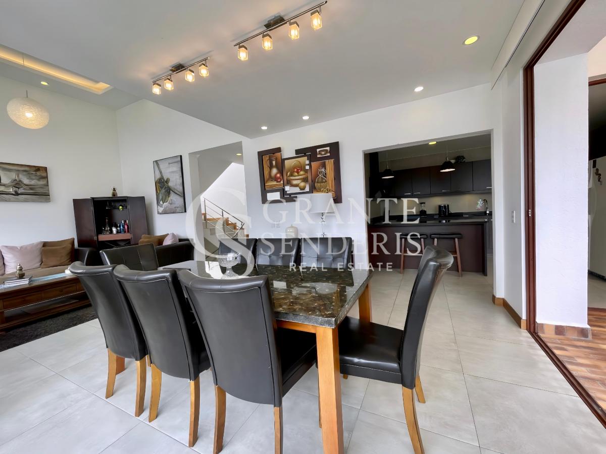 Casa Diseño Londoño con 3 Habitaciones en Venta en Cumbayá — imagen 5