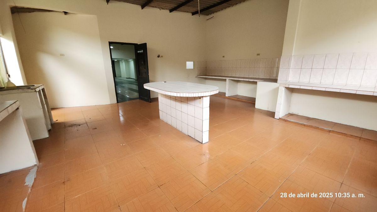 Vendo Rentera, 1 Local Amplio L, 4 Departamentos Ubicado en Calle Brasil 3313 Alfredo Valenzuela, Guayas — imagen 8