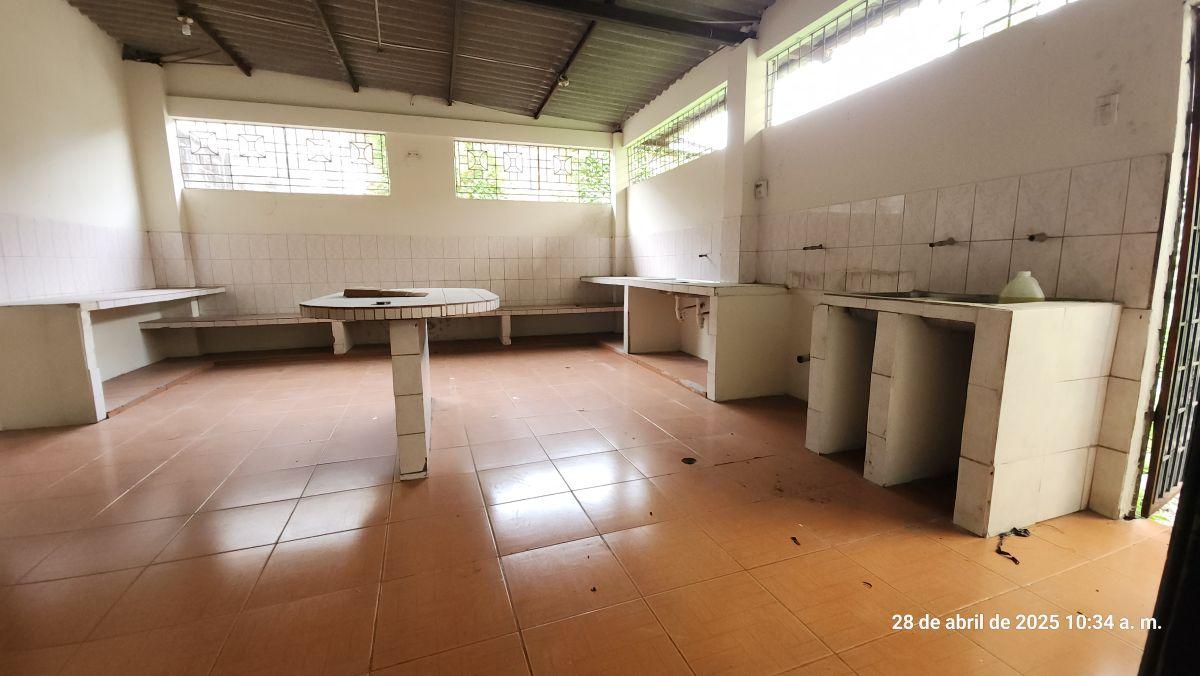 Vendo Rentera, 1 Local Amplio L, 4 Departamentos Ubicado en Calle Brasil 3313 Alfredo Valenzuela, Guayas — imagen 7