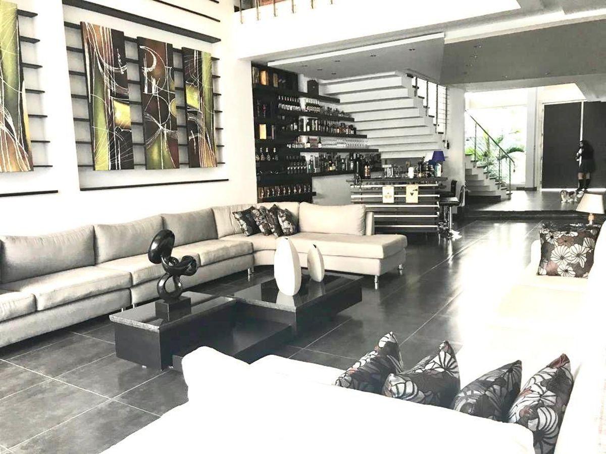Vendo Casa en Urb. Laguna Club en Via a La Costa. Guayas — imagen 7