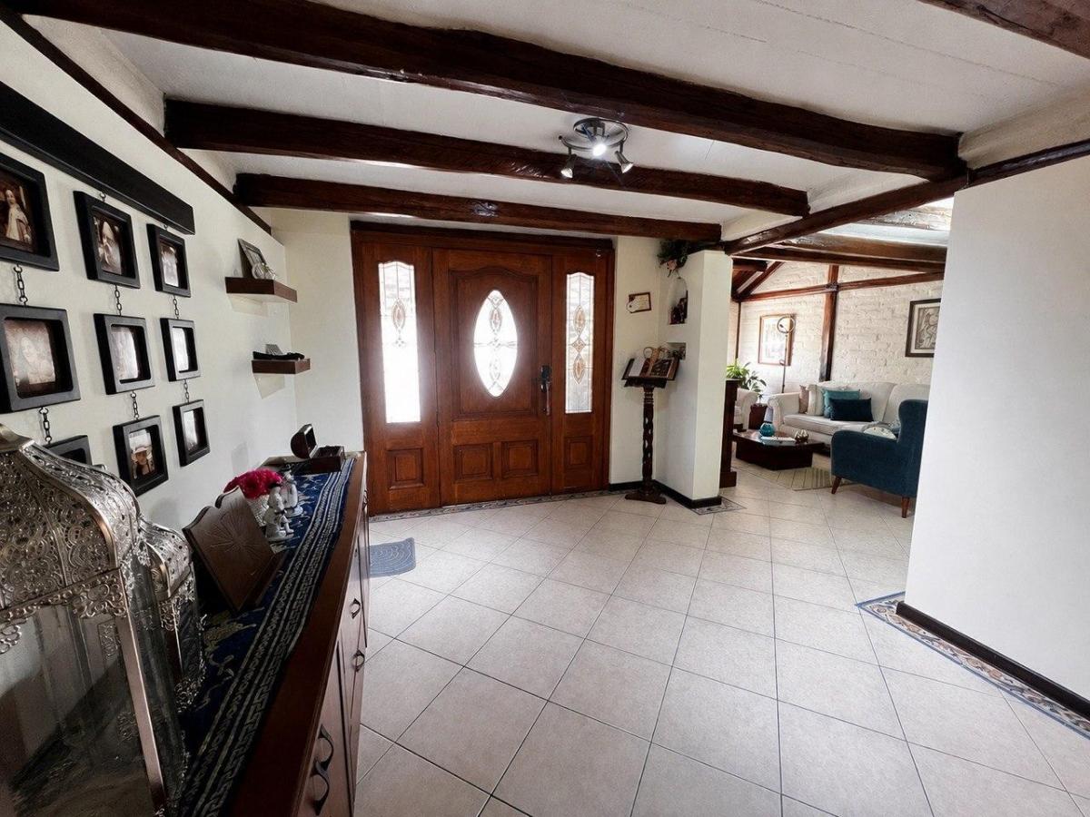 Casa en Sangolqui — imagen 9