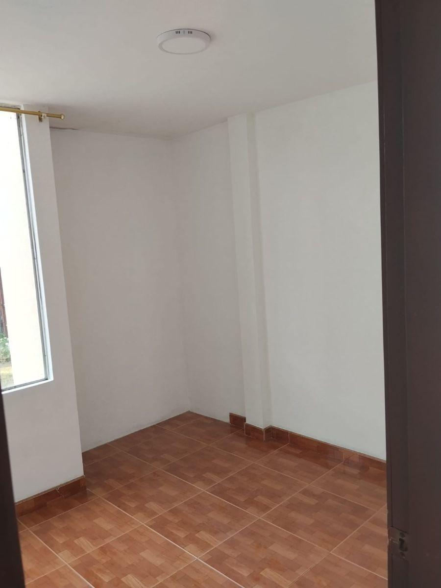 Calderón, Conjunto Los Capulíes, Vendo Casa con 3 Dormit. Garaje, Seguridad, Buena Ubicacion. Collas — imagen 4