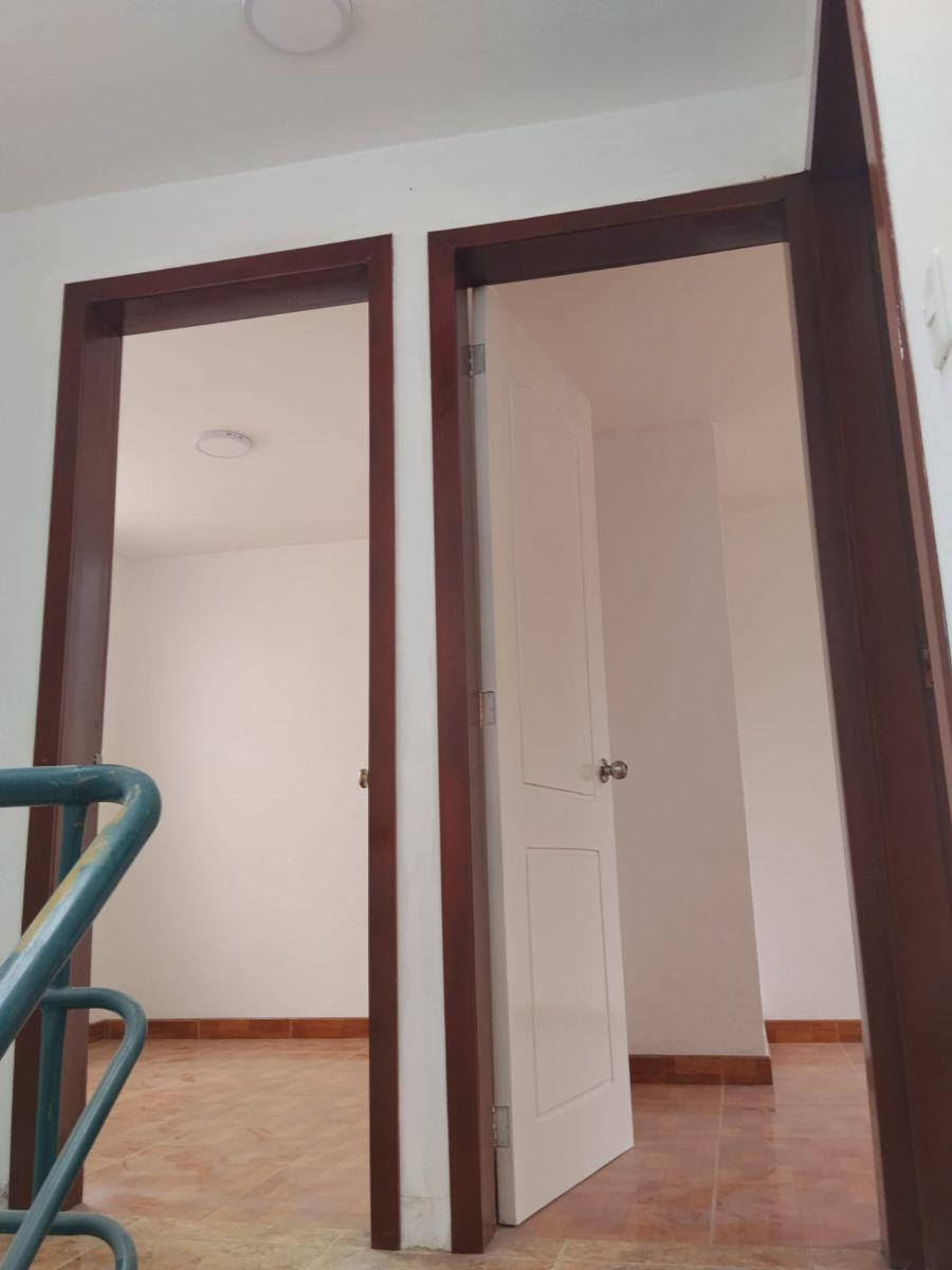 Calderón, Conjunto Los Capulíes, Vendo Casa con 3 Dormit. Garaje, Seguridad, Buena Ubicacion. Collas — imagen 3