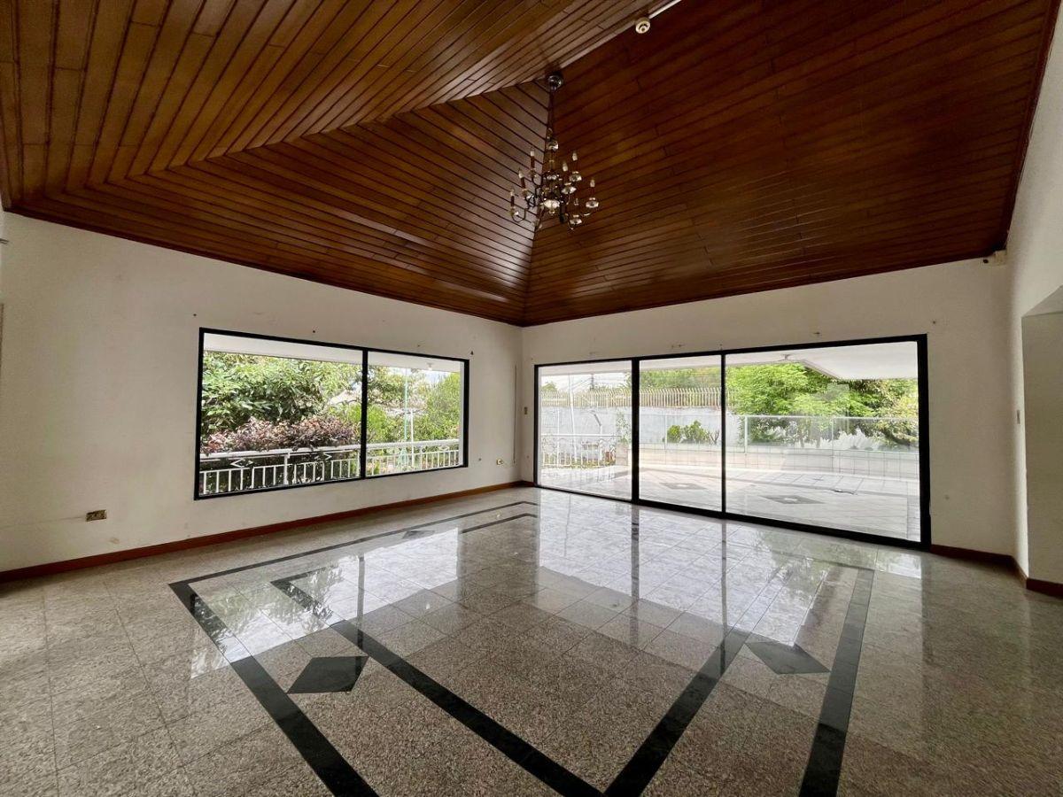 Venta Terreno con Casa Sector Tumbaco — imagen 2