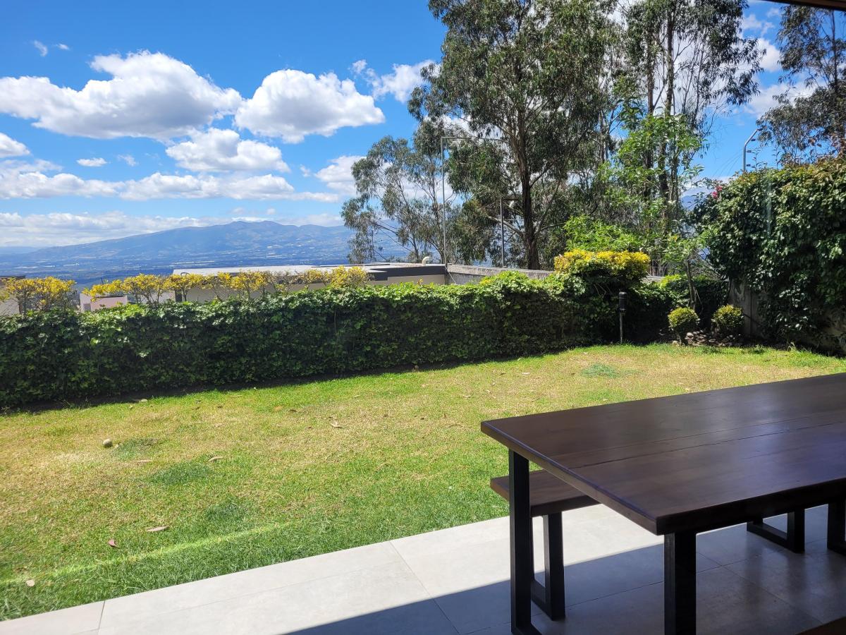Moderna Casa de Venta en Miravalle — imagen 7