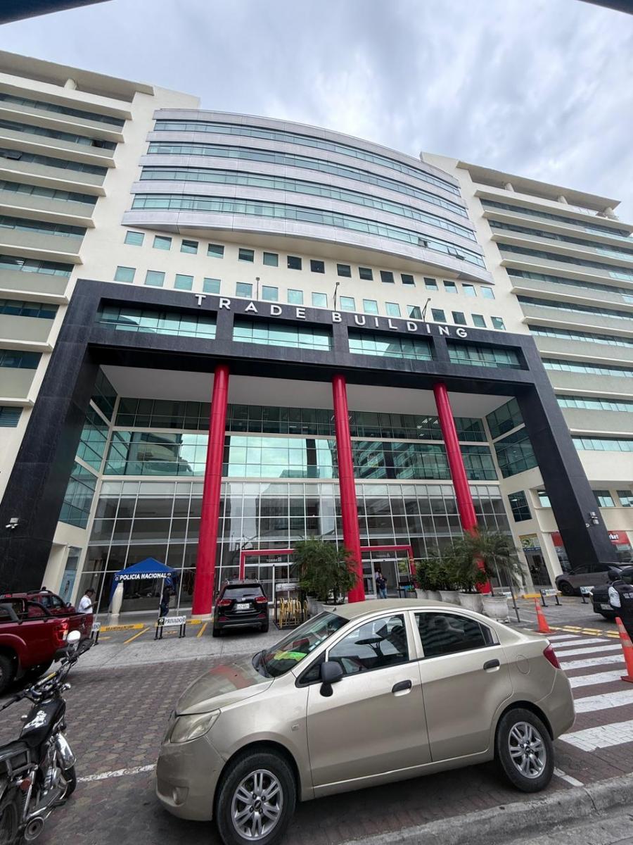Venta de Oficina en Edificio Trade Building Torre B Piso 6, Guayas — imagen 10