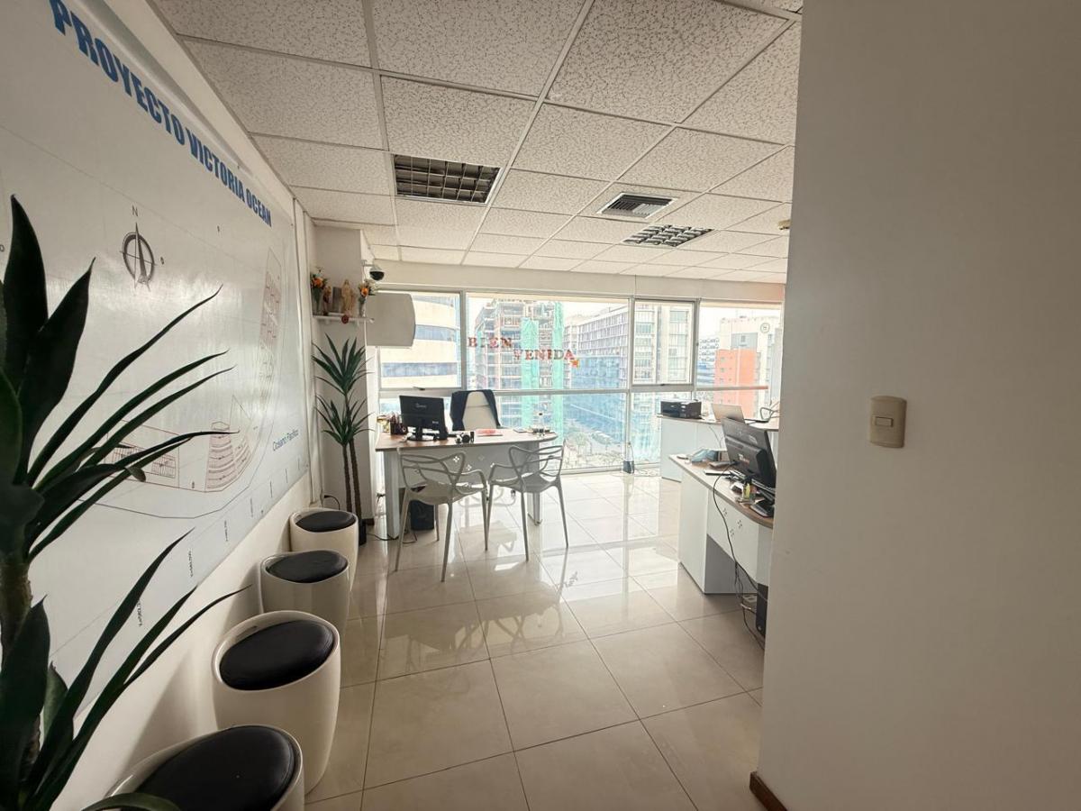 Venta de Oficina en Edificio Trade Building Torre B Piso 6, Guayas — imagen 7