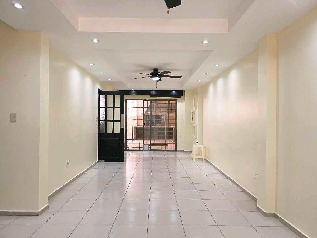 Vendo Casa en Ciudad del Sol, Remodelada 4 Habitaciones, Manabí — imagen 8