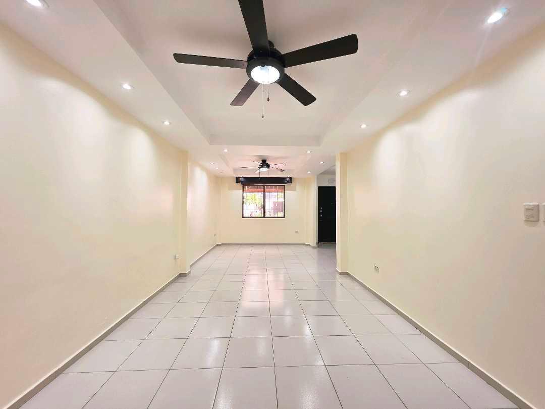 Vendo Casa en Ciudad del Sol, Remodelada 4 Habitaciones, Manabí — imagen 7