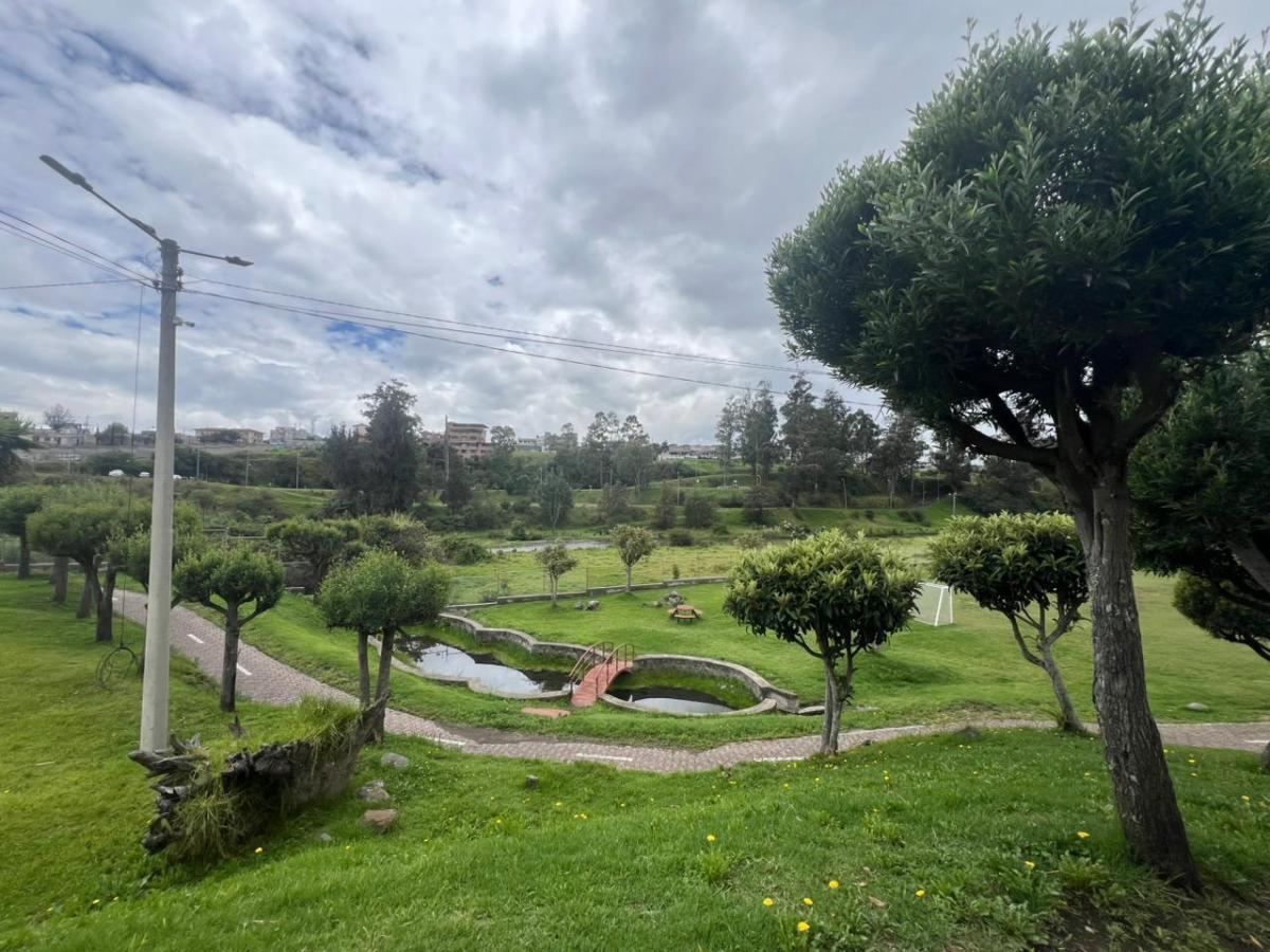 En Venta. Terreno de 630 m² Más 60 m² de Uso Exclusivo Privado. Provincia de Pichincha — imagen 5
