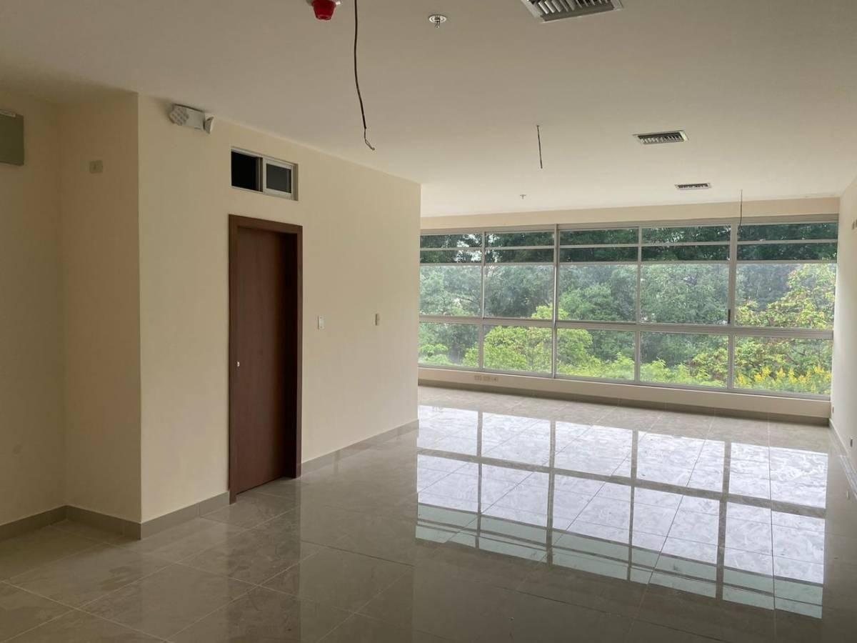Kennedy Norte Oficinas de Estreno en Venta – | Frente Al Parque Lineal, Guayas — imagen 9