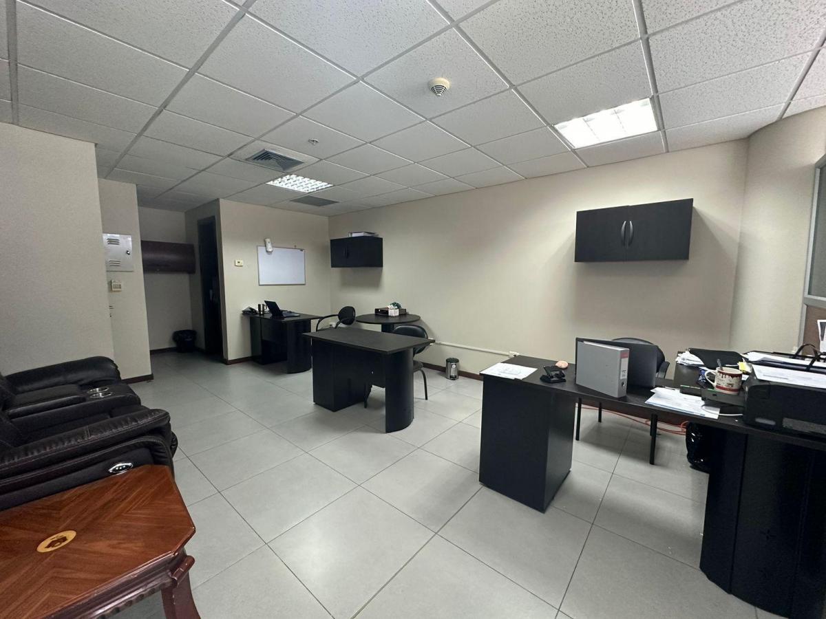 Venta de Oficina Vista Al Rio en The Point Puerto Santa Ana (Jp), Guayas — imagen 7