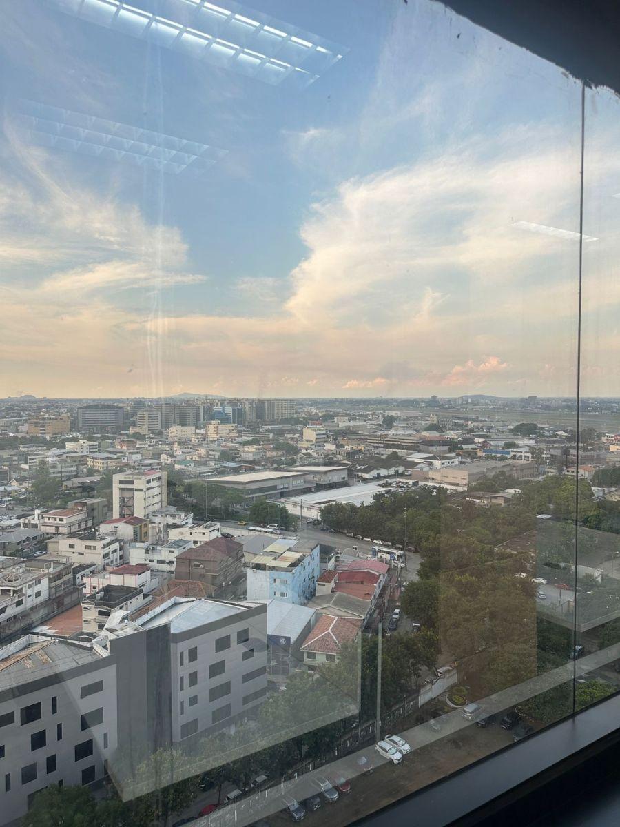 Vendo Espectacular Oficina Corporativa, Av Francisco de Orellana, Kennedy Norte, Iluminación Natural, Guayas — imagen 10
