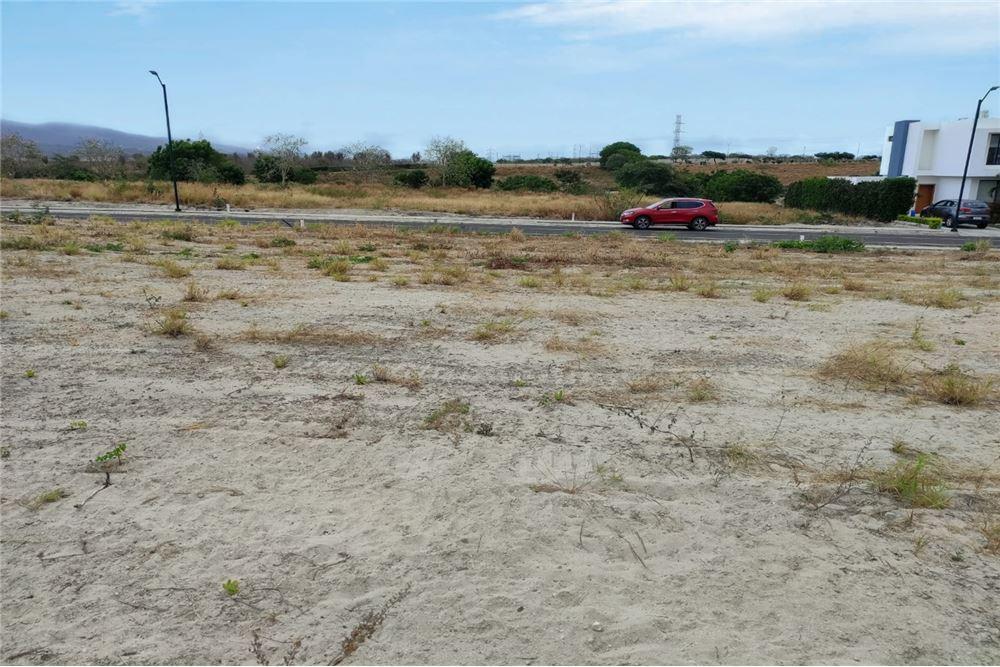 Terreno de Venta en Montecristi Zona Golf Club, Manabí — imagen 9