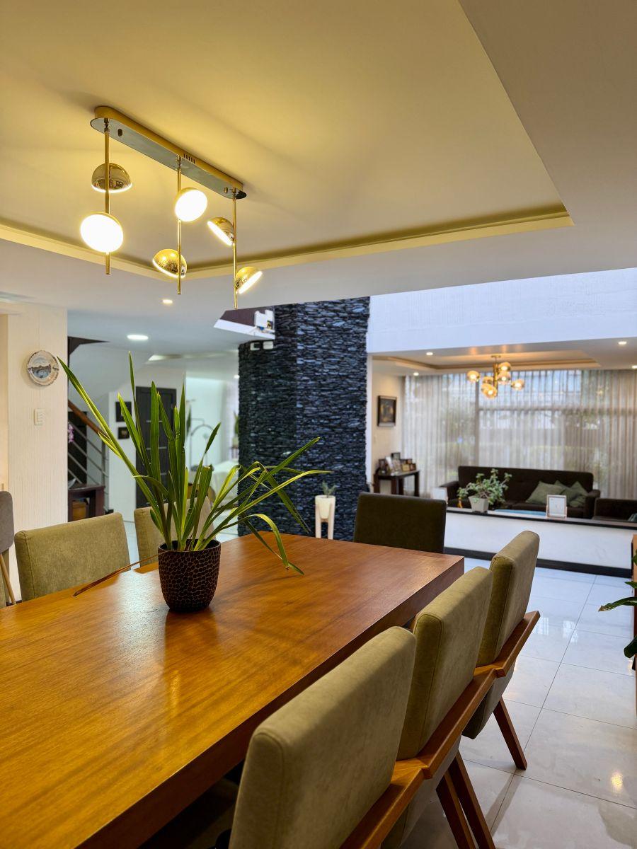 Casa de 5 Habitaciones - en Venta - El Pinar Bajo - 317 m² — imagen 9
