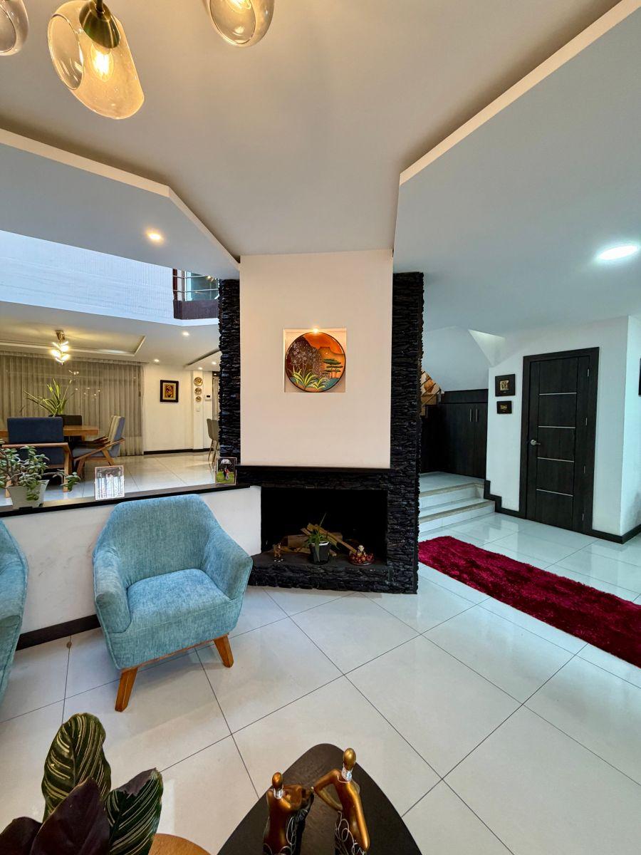 Casa de 5 Habitaciones - en Venta - El Pinar Bajo - 317 m² — imagen 7