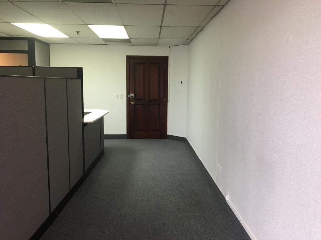 Vendo Oficina con Divisiones en Edificio World Trade Center, Sector Swissotel — imagen 9