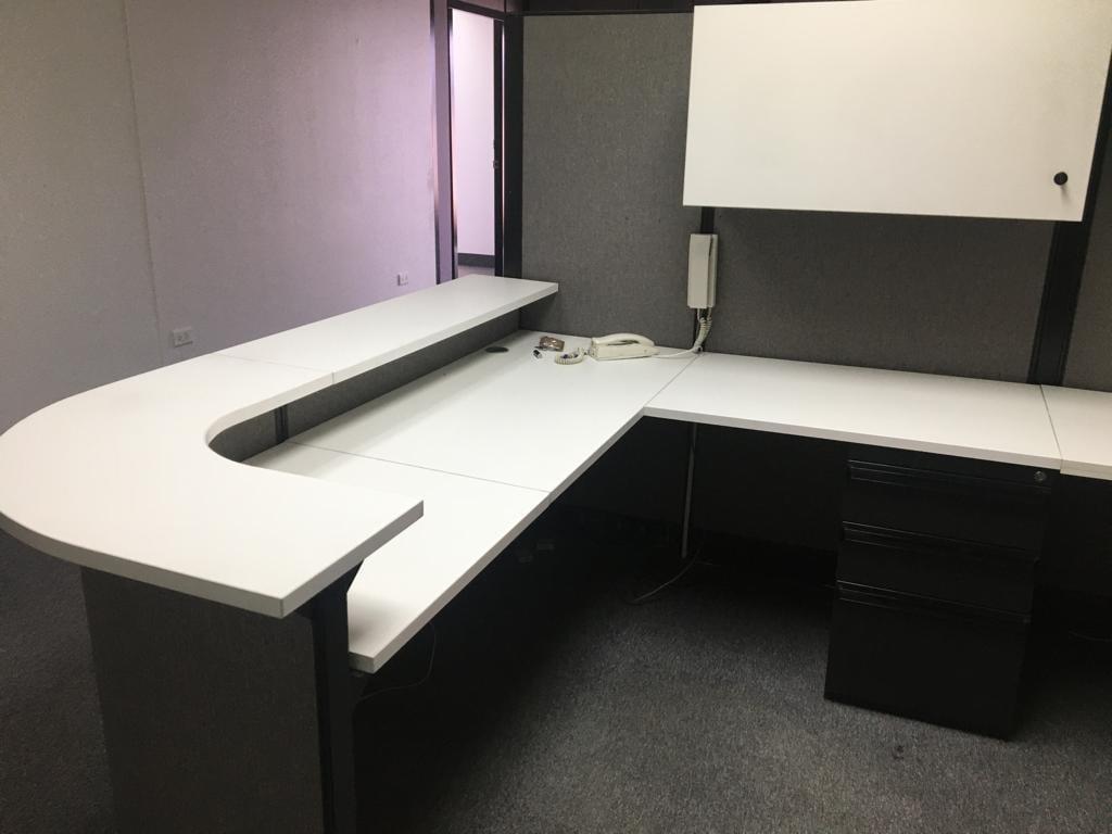 Vendo Oficina con Divisiones en Edificio World Trade Center, Sector Swissotel — imagen 2