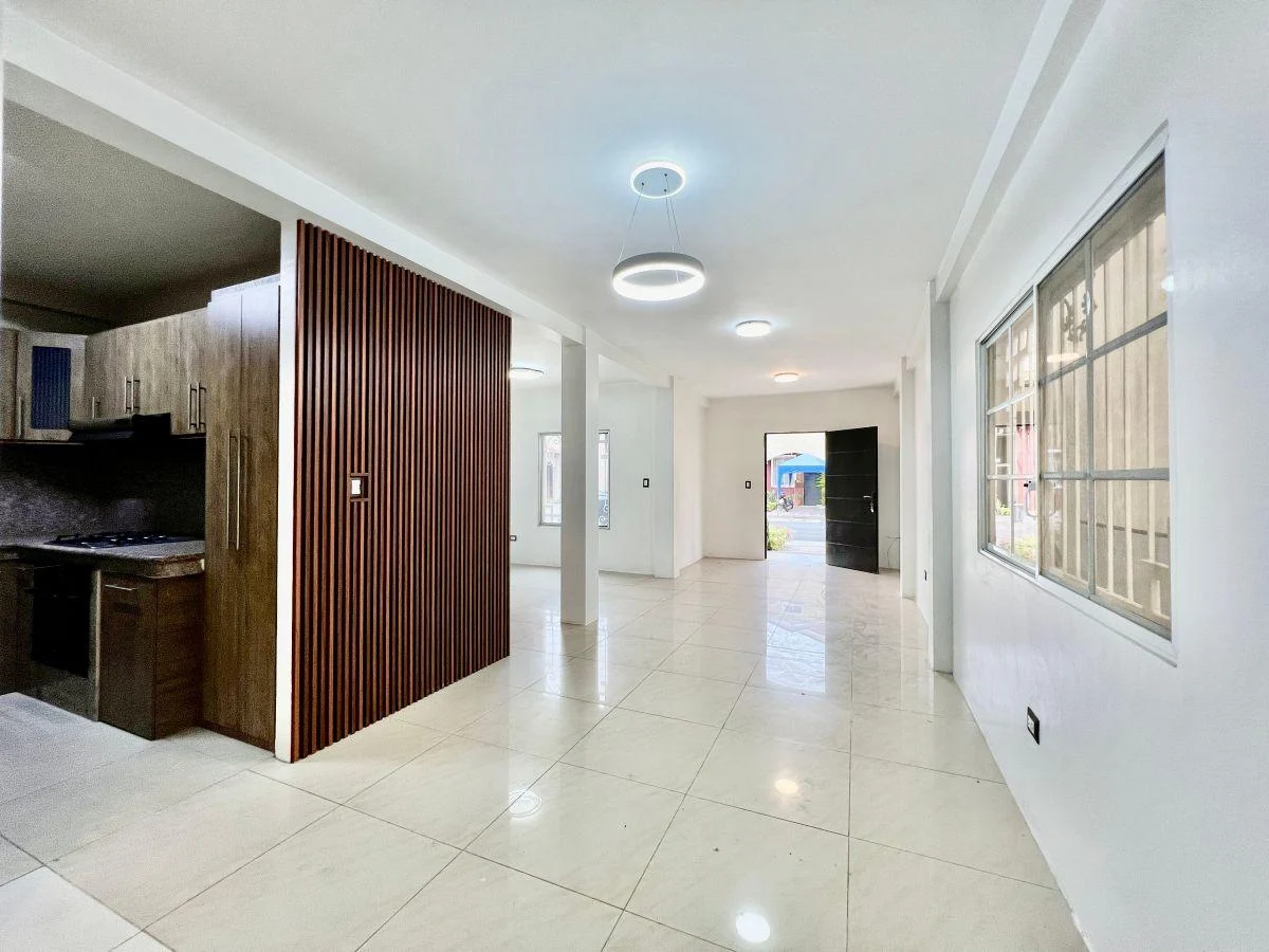 Casa de 105 m² con 4 Dorm. en Venta en León Febres Cordero, Guayas — imagen 7
