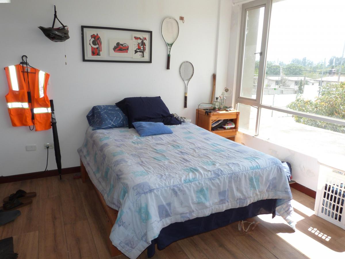 Tumbaco Casa en Venta 341 m² en Conjunto Moderna Patio — imagen 6