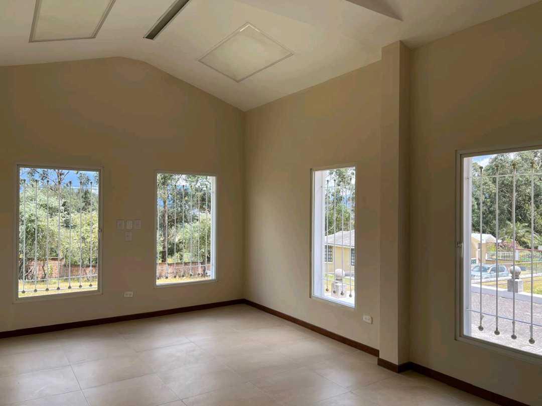 Venta Terreno, Casa Estreno un Solo Nivel, Lotizacion Cashapamba — imagen 5