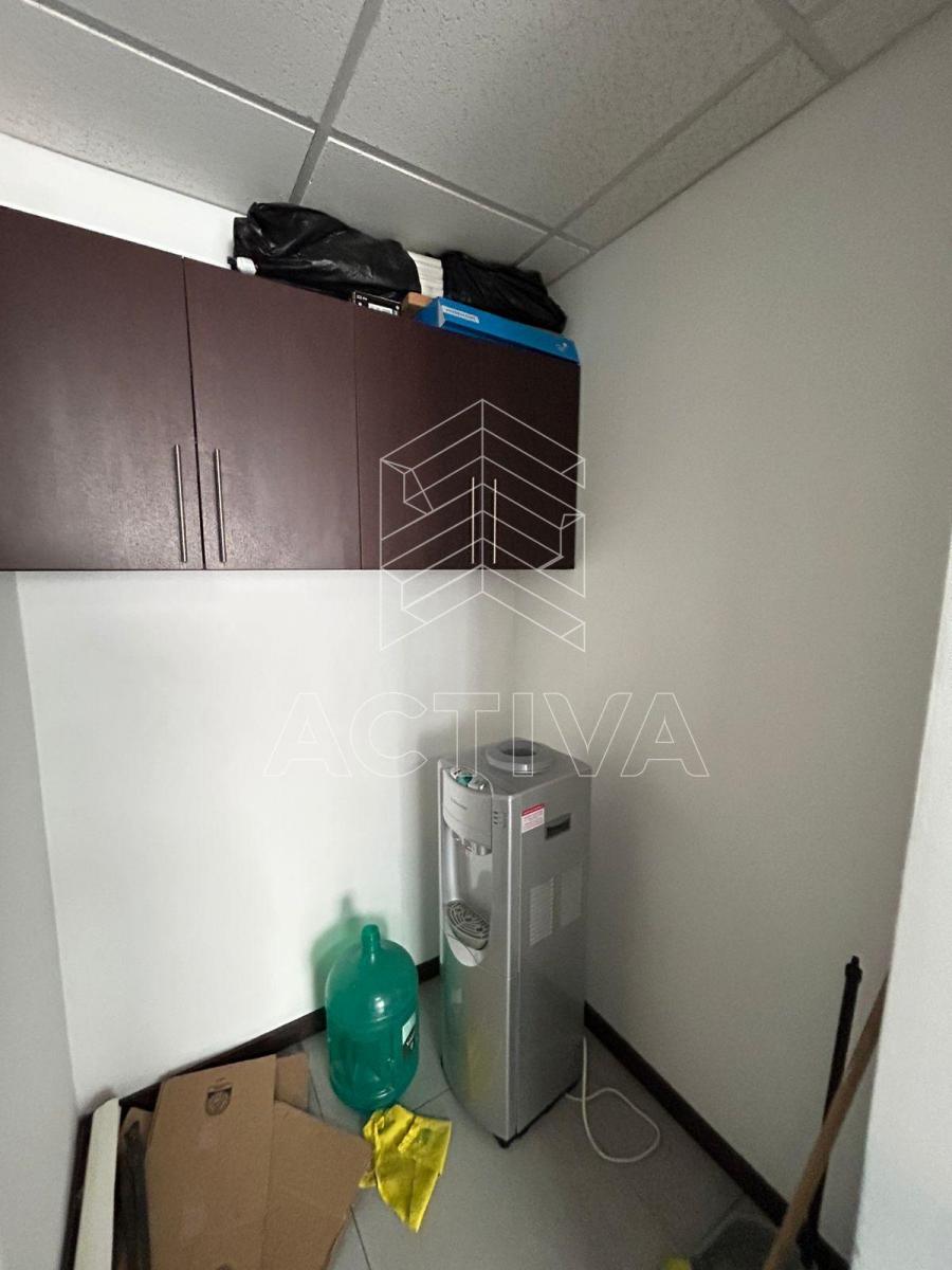 Oficina en Venta y Renta en El Edificio The Point, Puerto Santa Ana, Guayas — imagen 2