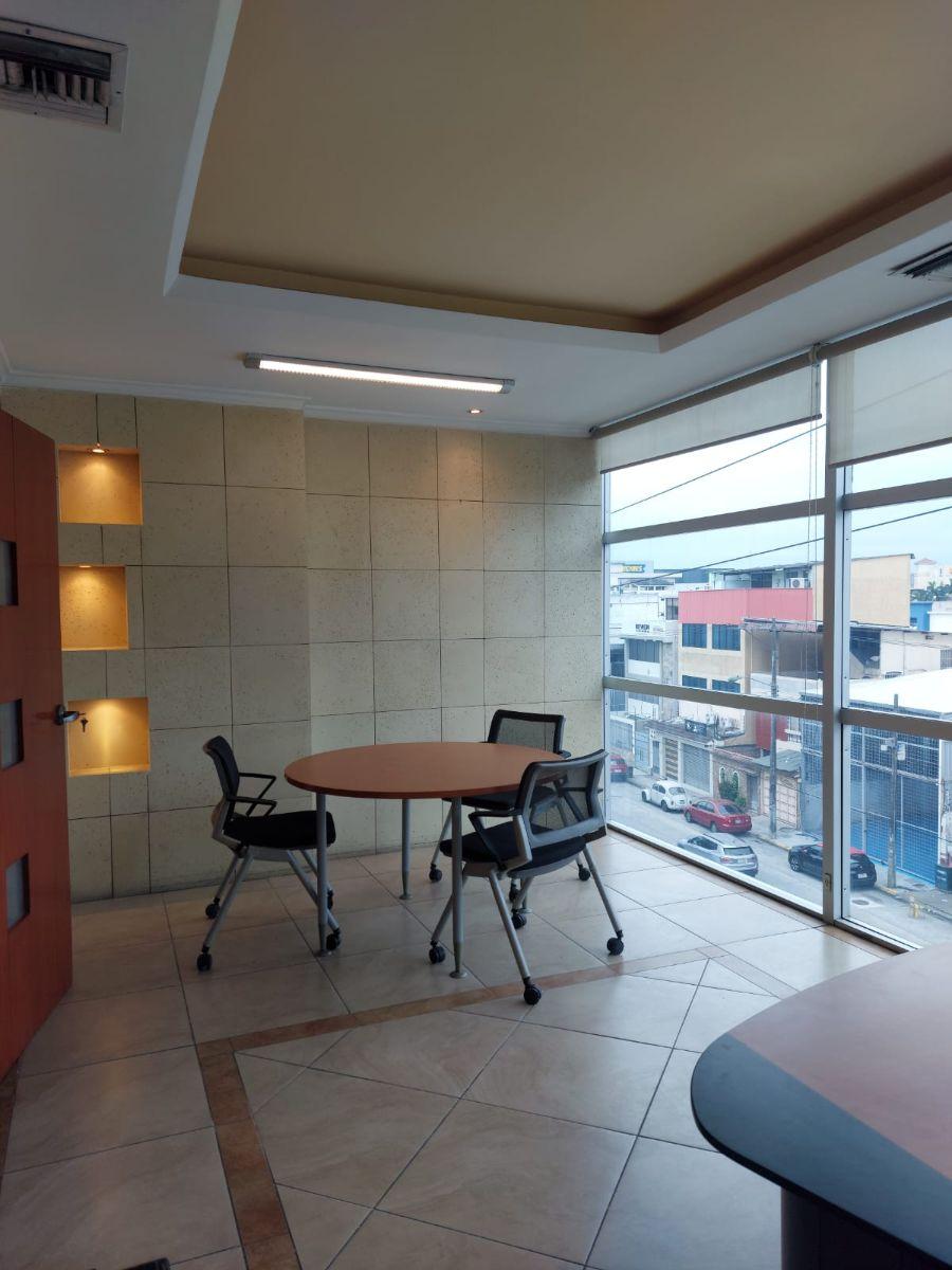 Se Vende o Alquila Local Comercial Kennedy Norte, Guayas — imagen 7