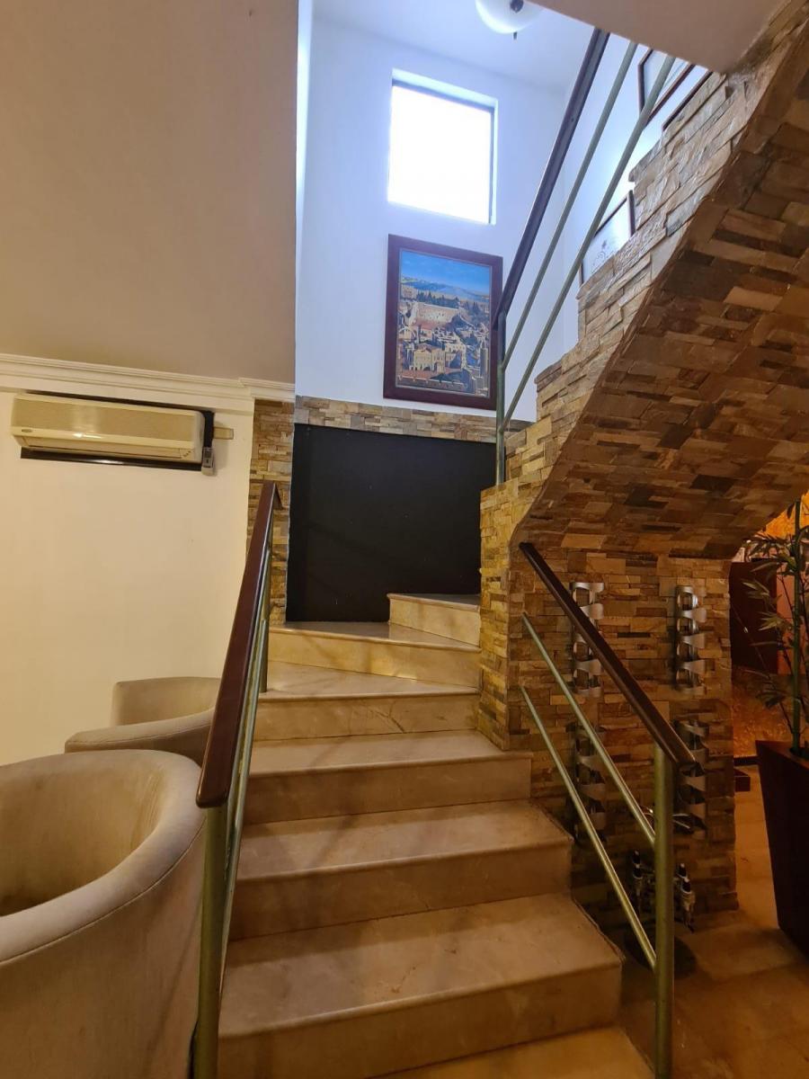 En Venta Lujosa y Moderna Casa de Oportunidad en Ciudad Celeste, Vía Samborondon, Guayas — imagen 10