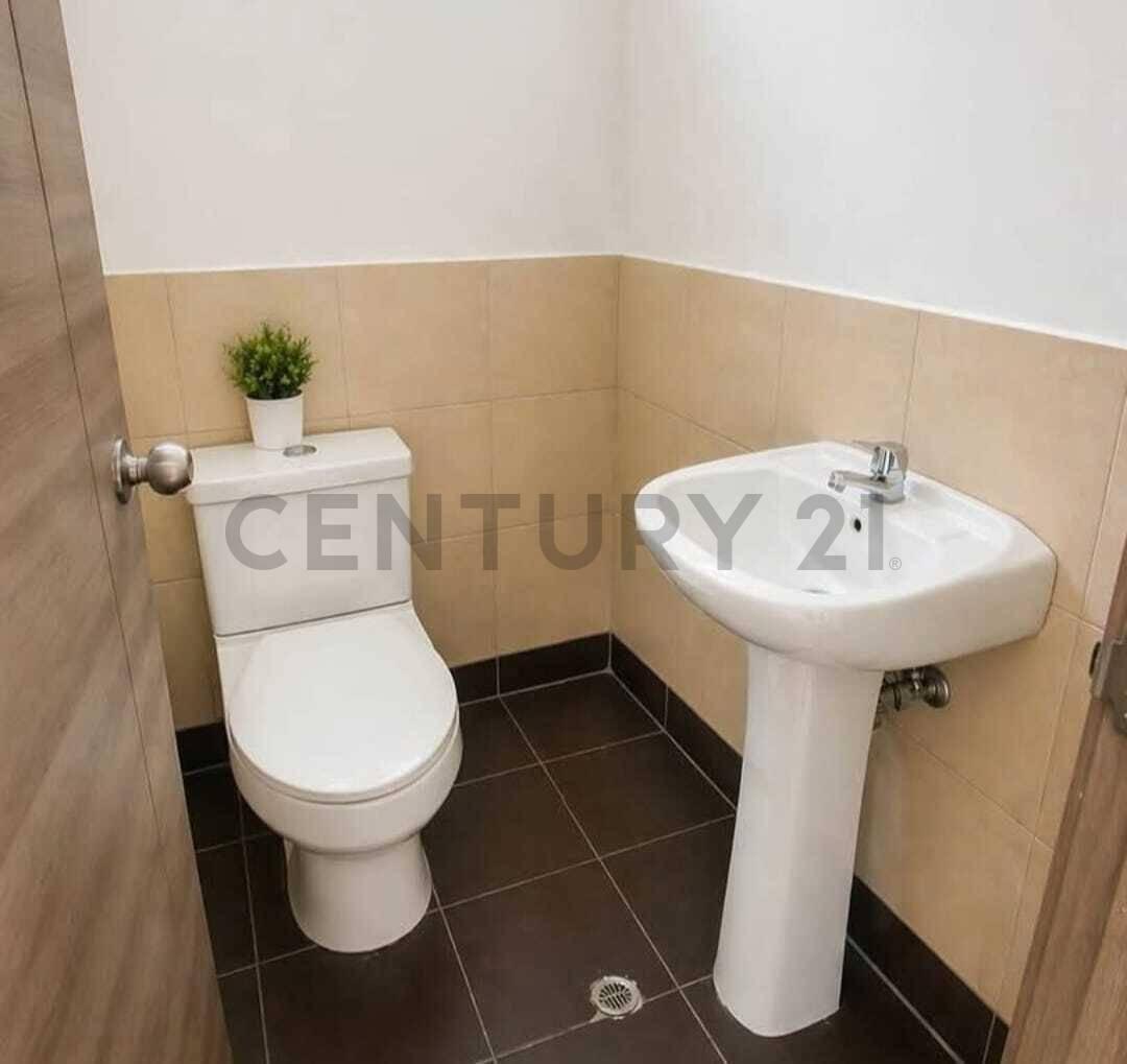 Local Comercial de Venta de 101 m² en La Armenia 2 Valle de Los Chillos — imagen 3