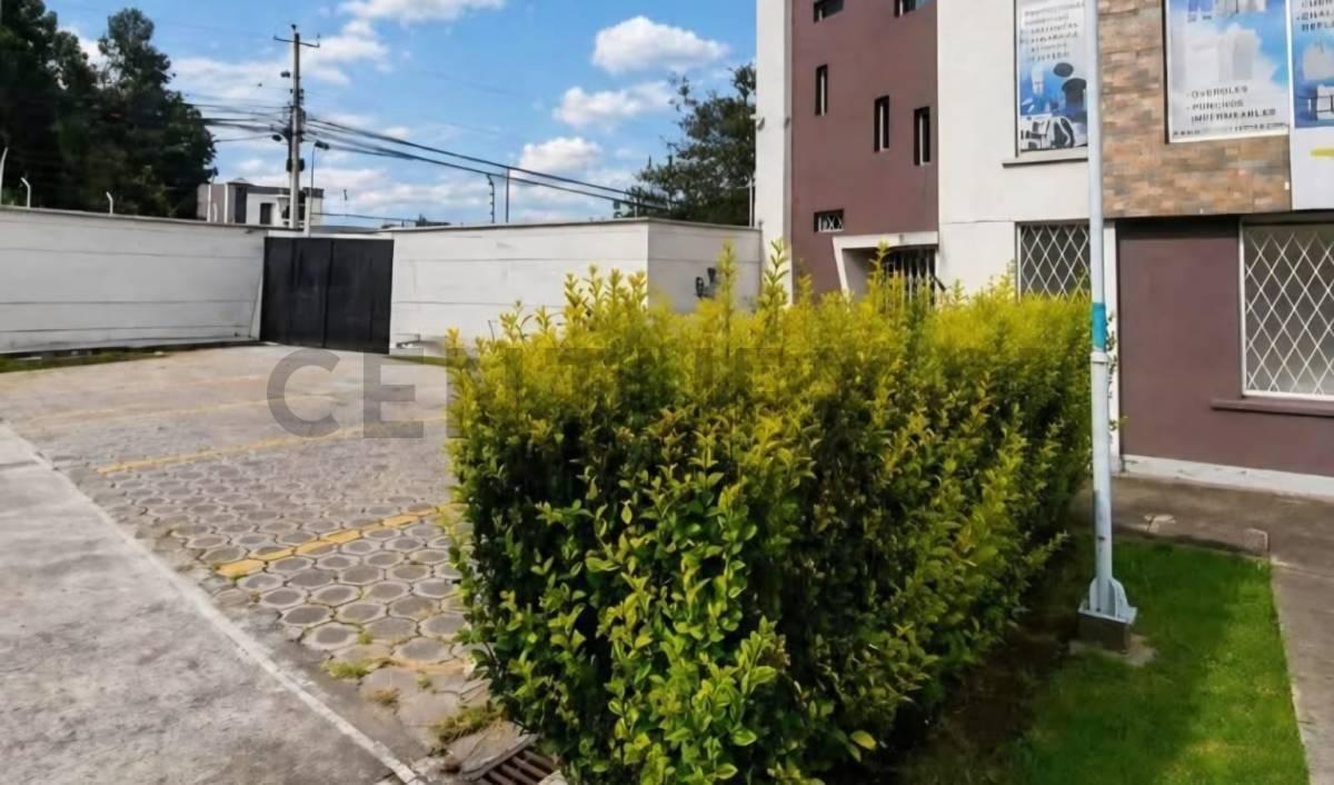 Local Comercial de Venta de 101 m² en La Armenia 2 Valle de Los Chillos — imagen 2