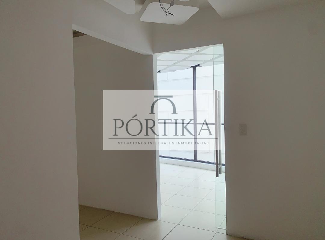 Venta Oficina con Divisiones - Emporium - Puerto Santa Ana, Guayas — imagen 7