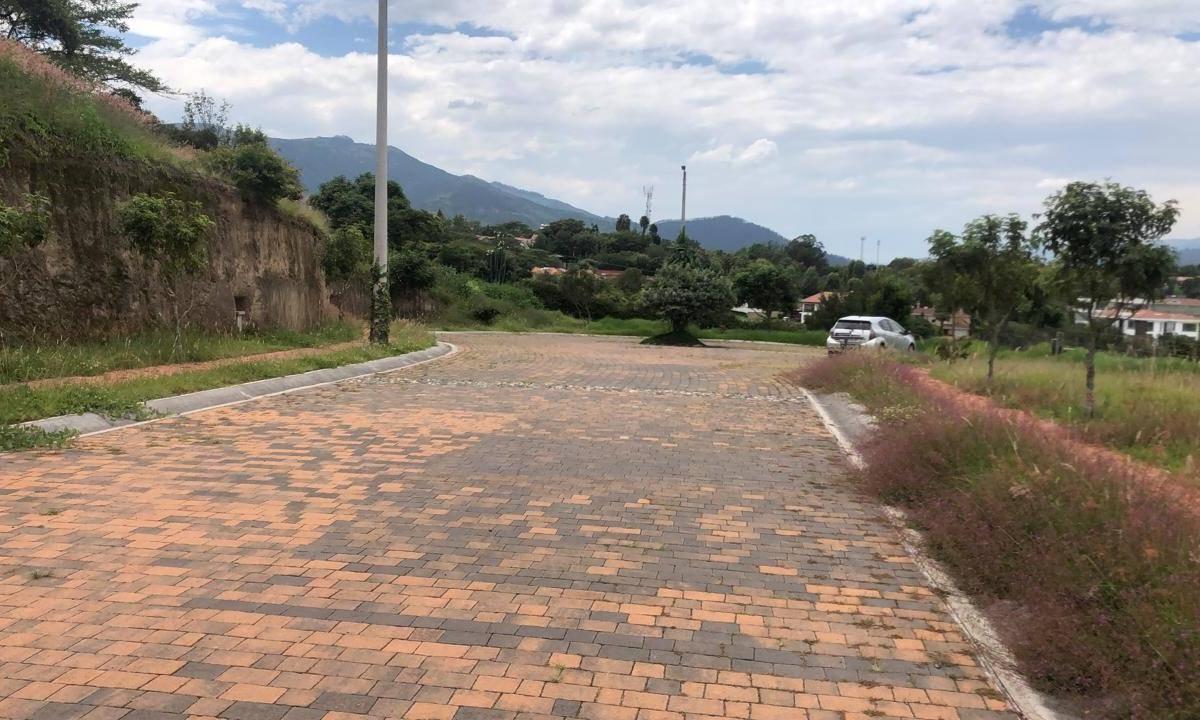 Cumbaya Terreno de Venta en Urbanizacion Exclusiva Linda Vista — imagen 9
