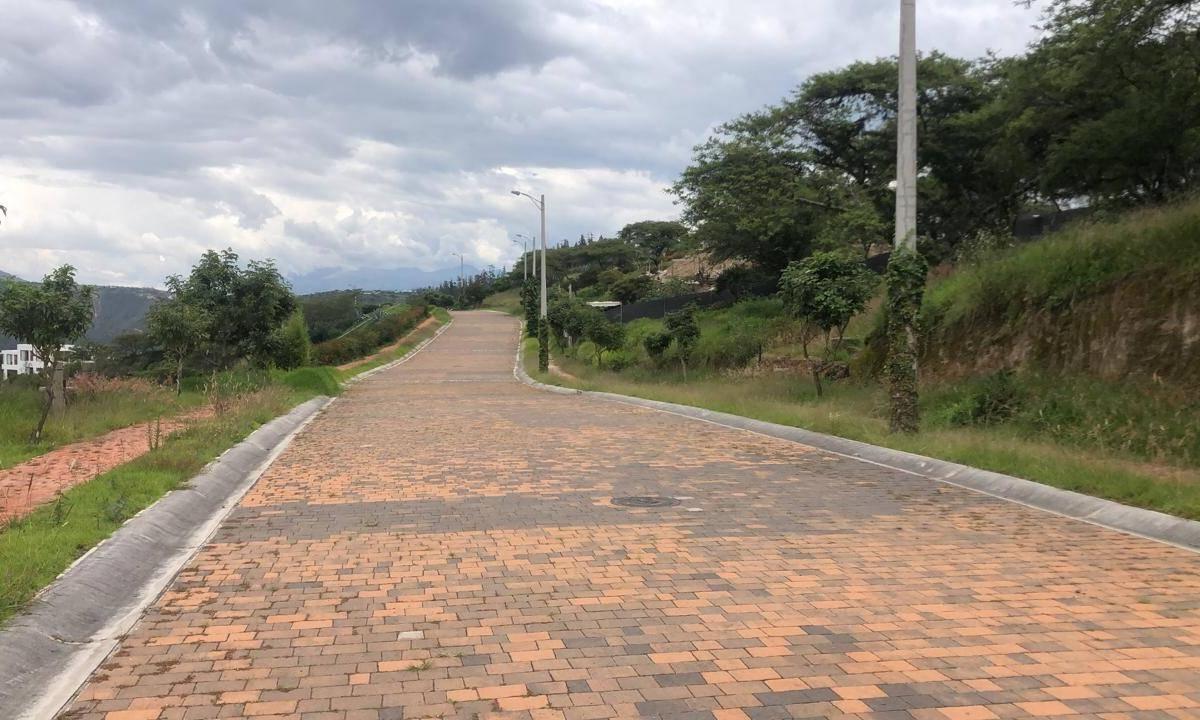 Cumbaya Terreno de Venta en Urbanizacion Exclusiva Linda Vista — imagen 8