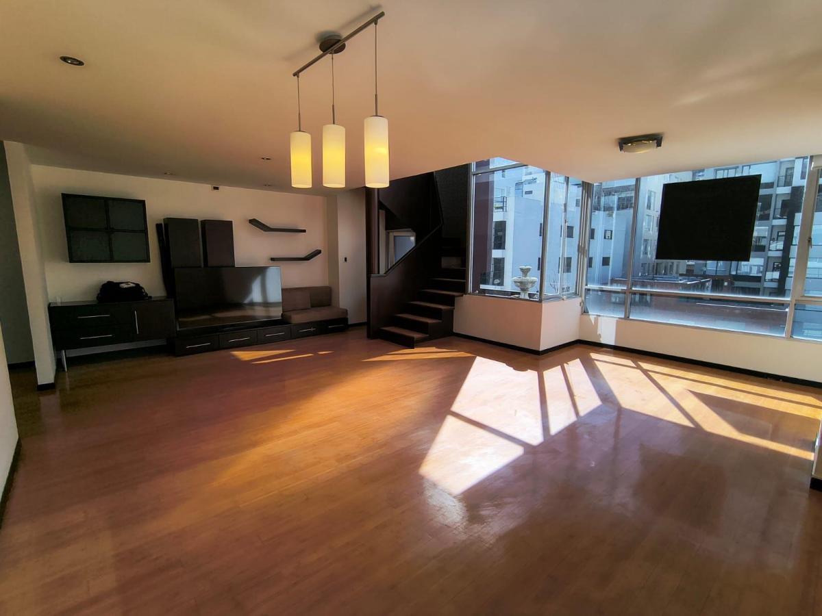 Duplex 2d + 2 Parqueaderos, Sector Cne Bosmediano en Venta — imagen 10