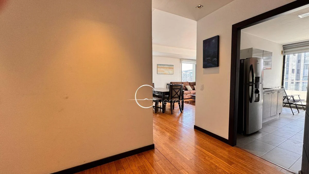 En Renta o Venta Penthouse de Lujo (Amoblado) con Terraza Sobre La Rep. de El Salvador — imagen 2