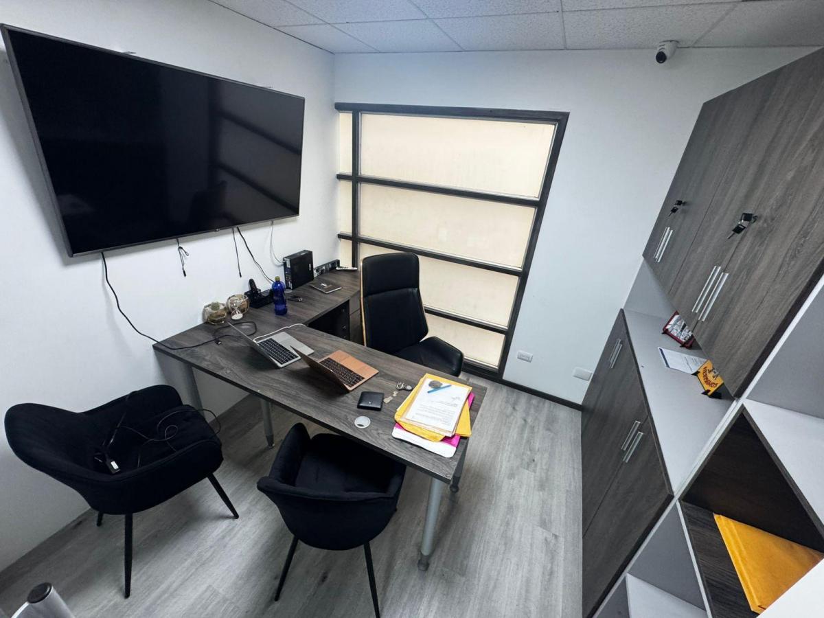 Oficina Profesional en Center, Guayas — imagen 6