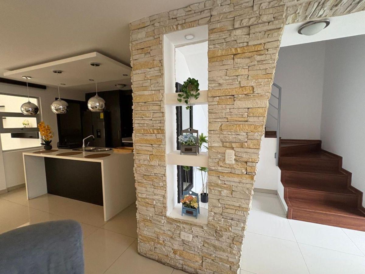 Linda Casa en Venta 3 Dorm Marianitas de Calderon — imagen 6