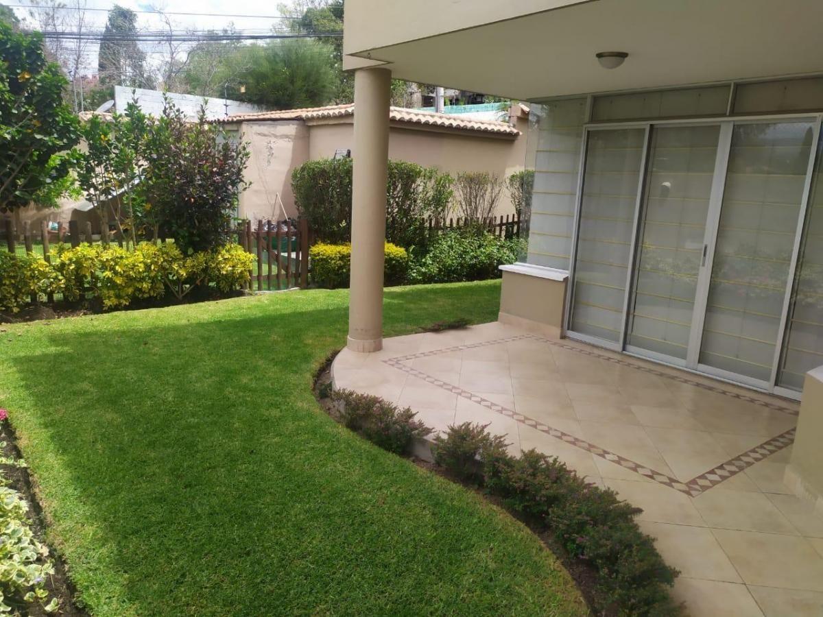 Cumbayá Sector Santa Inés Casa en Venta 3 Dorm. Sala Tv en Conjunto Jardín — imagen 10