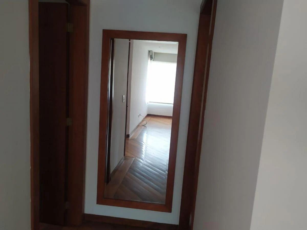 Cumbayá Sector Santa Inés Casa en Venta 3 Dorm. Sala Tv en Conjunto Jardín — imagen 2