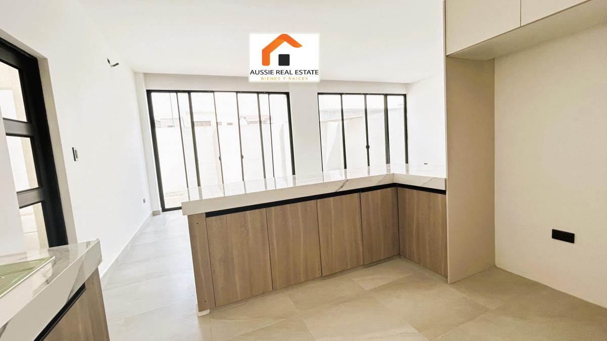 Vendo Casa a Estrenar en Urb. Mallorca Village, 3 Dorm c/u Baño, 150 m, Guayas — imagen 5