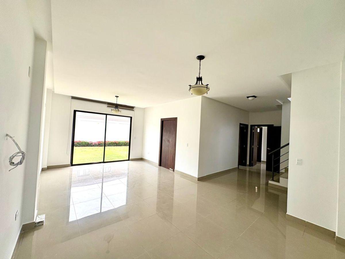 Samborondón - Últimos Kms. Vendo Casa 4 Dorm.; Patio Grande, Guayas — imagen 7