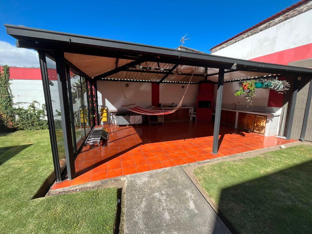 Casa de 423 m² con 4 Dorm. en Venta en Urb 23 de Junio El Condado — imagen 9