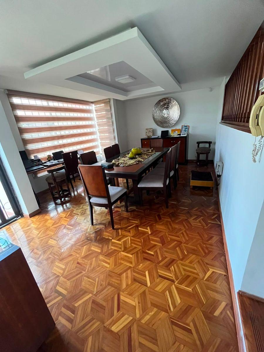 Casa de 423 m² con 4 Dorm. en Venta en Urb 23 de Junio El Condado — imagen 6