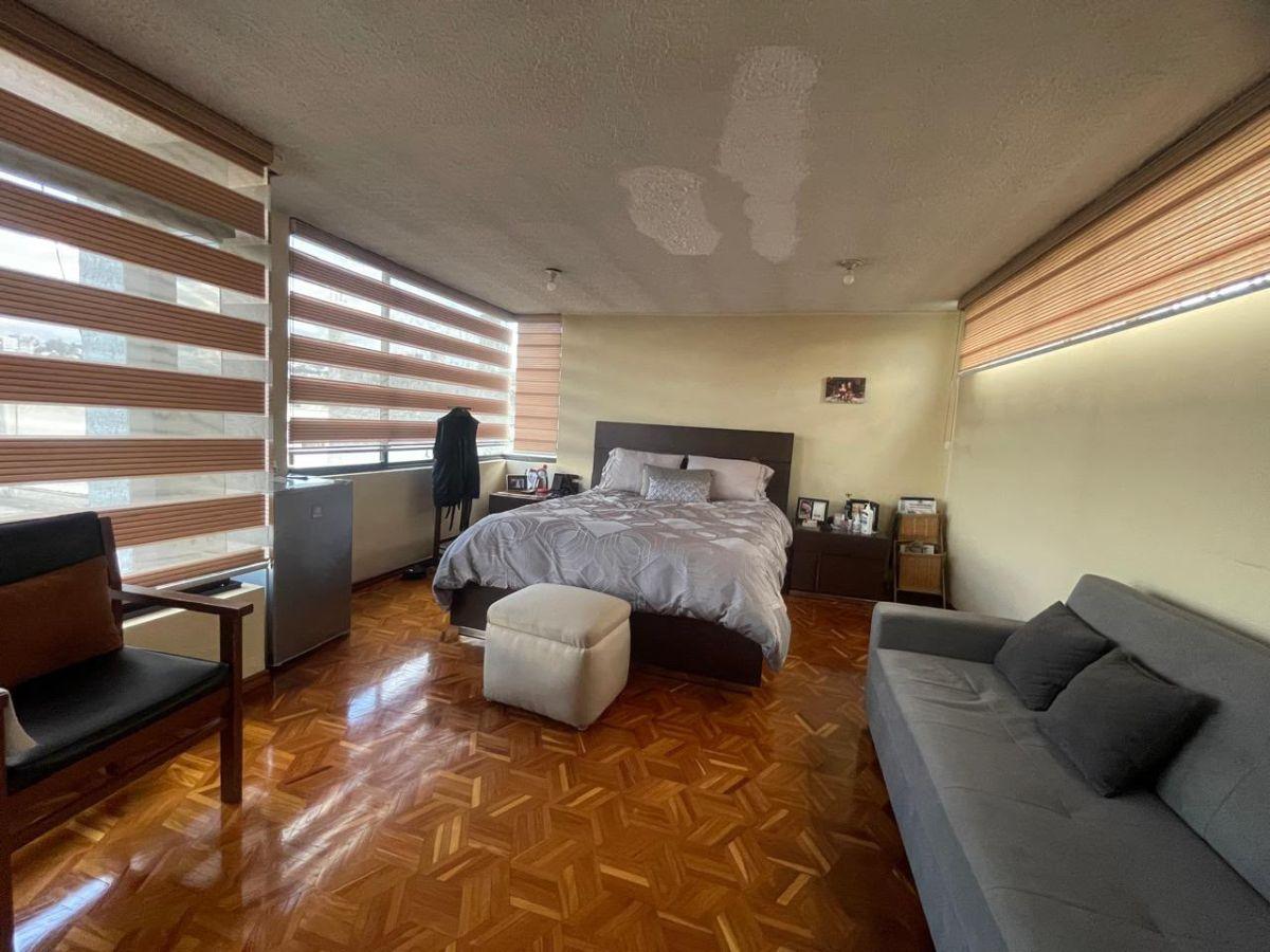Casa de 423 m² con 4 Dorm. en Venta en Urb 23 de Junio El Condado — imagen 5