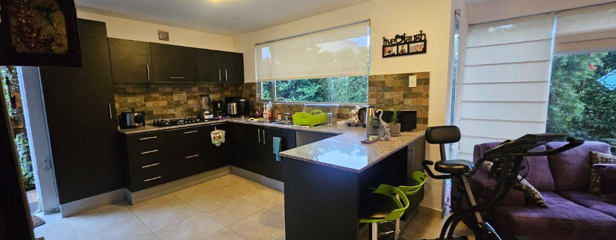 Cumbaya, Sector Colegio Menor, Junto a La Vieja Hacienda, Casa en Venta Adosada a un Solo Lado — imagen 6